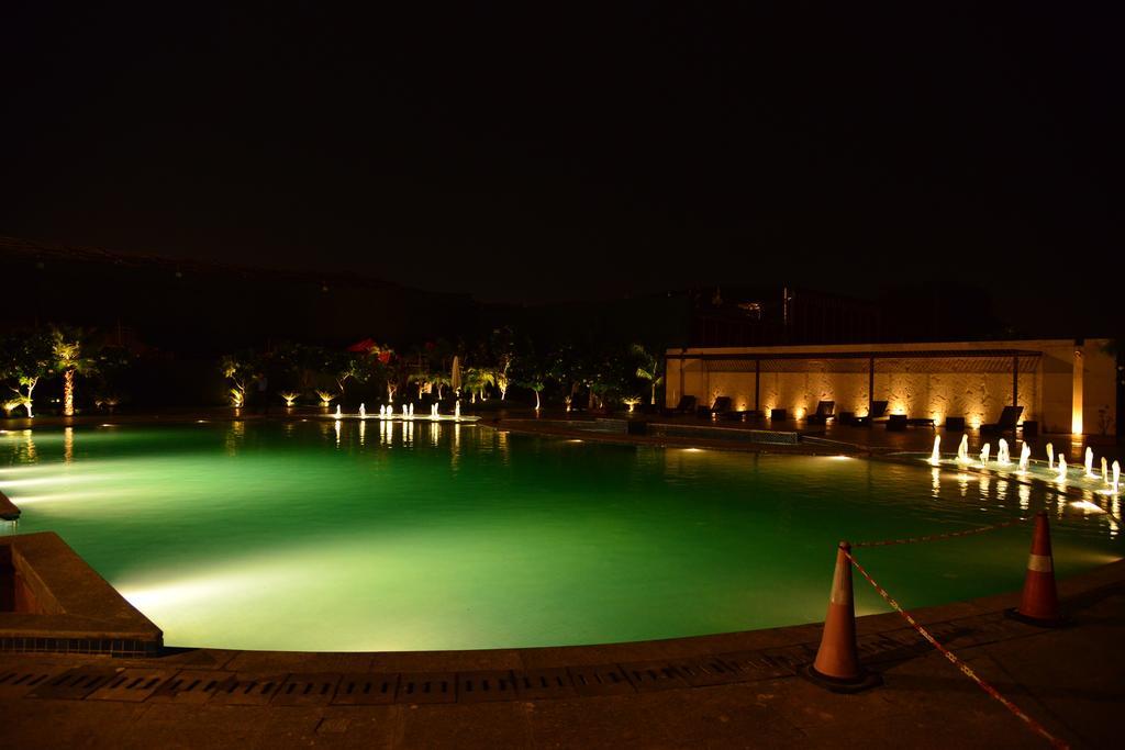 The Umrao Hotel New Delhi Exterior photo